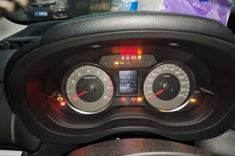 Used Subaru Forester 2013 2.5i Automatic Luxury Edition Instrument Cluster