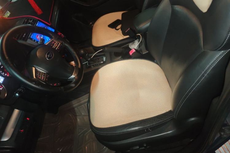 Used Subaru Forester 2013 2.5i Automatic Luxury Edition Left Front Seat