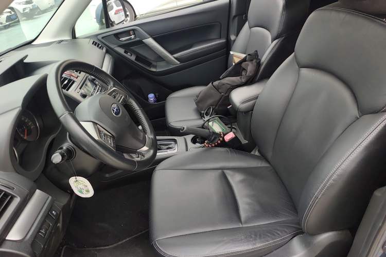 Used Subaru Forester 2013 2.5i Automatic Luxury Edition Left Front Seat