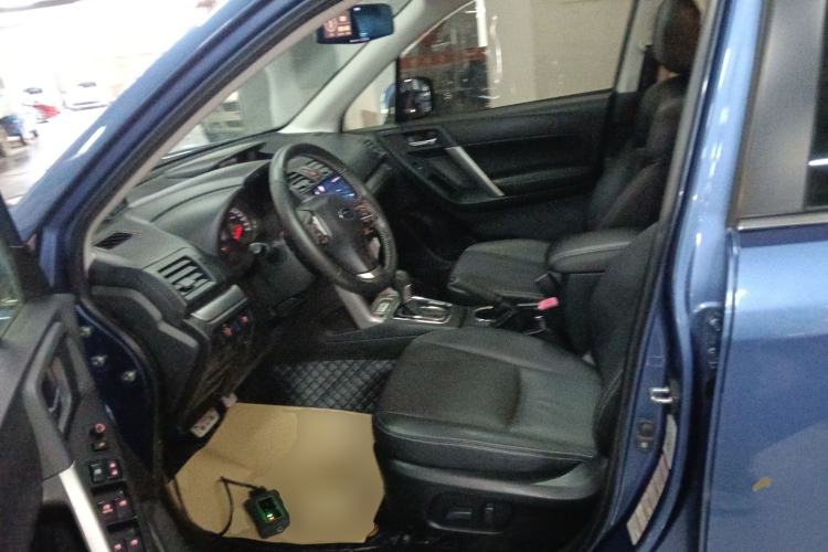Used Subaru Forester 2013 2.5i Automatic Luxury Edition Left Front Seat