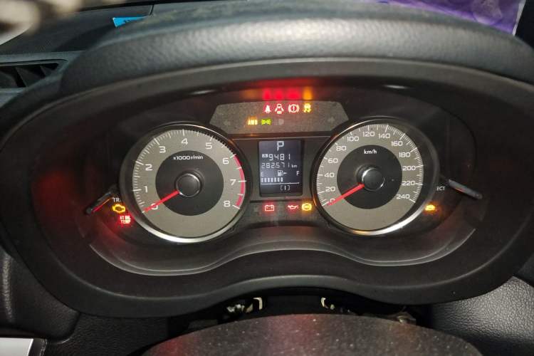 Used Subaru Forester 2013 2.5i Automatic Luxury Edition Odometer Close Up