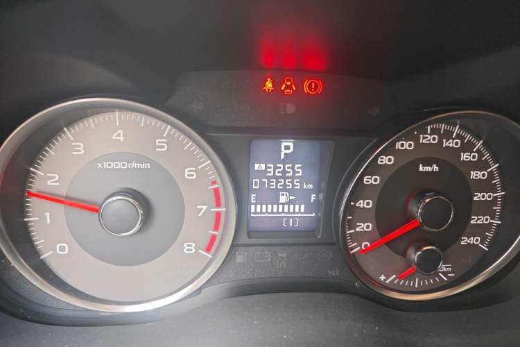 Used Subaru Forester 2013 2.0i Automatic Luxury Edition Odometer Close Up