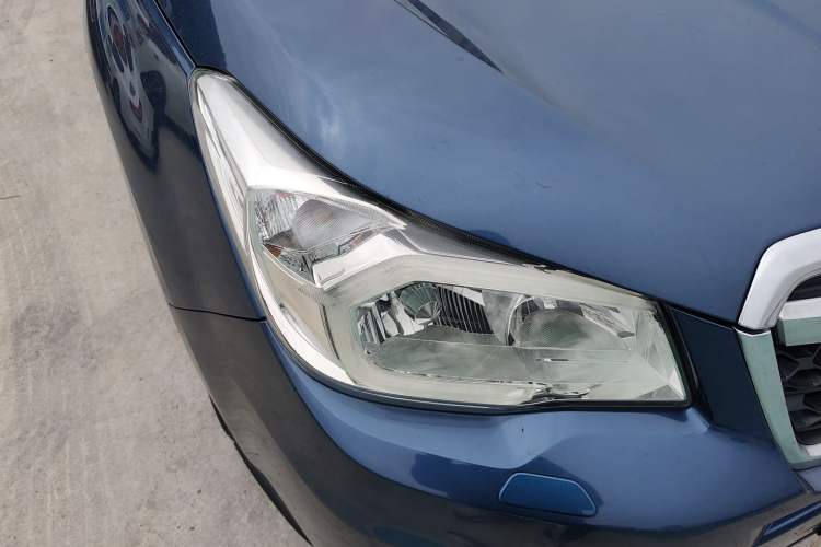 Used Subaru Forester 2013 2.5i Automatic Luxury Edition Right Front Headlight