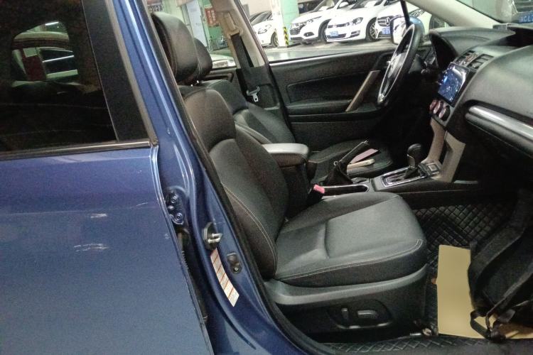 Used Subaru Forester 2013 2.5i Automatic Luxury Edition Right Front Seat