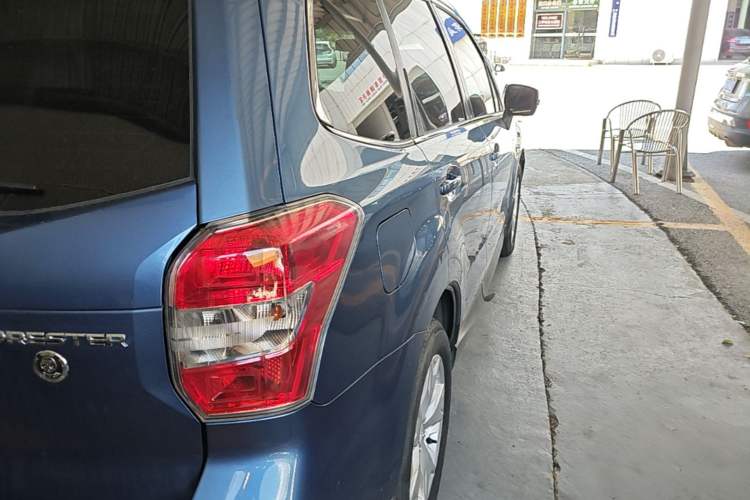 Used Subaru Forester 2013 2.5i Automatic Luxury Edition Right Rear Taillight