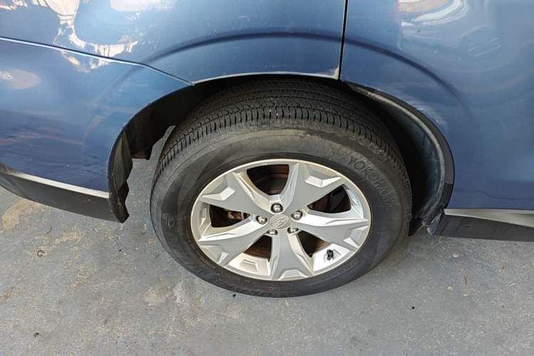 Used Subaru Forester 2013 2.5i Automatic Luxury Edition Right Rear Wheel Hub