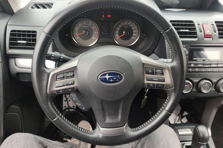 Used Subaru Forester 2013 2.5i Automatic Luxury Edition Steering Wheel