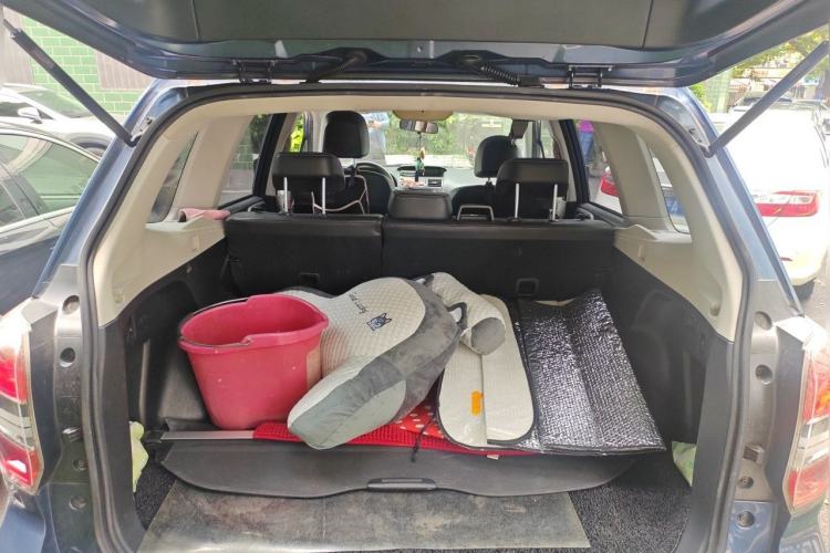 Used Subaru Forester 2013 2.0i Automatic Luxury Edition Trunk