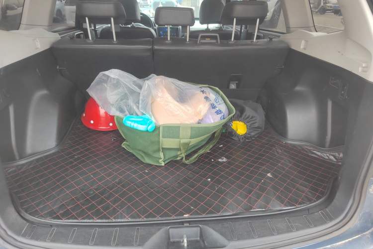 Used Subaru Forester 2013 2.5i Automatic Elite Edition Trunk
