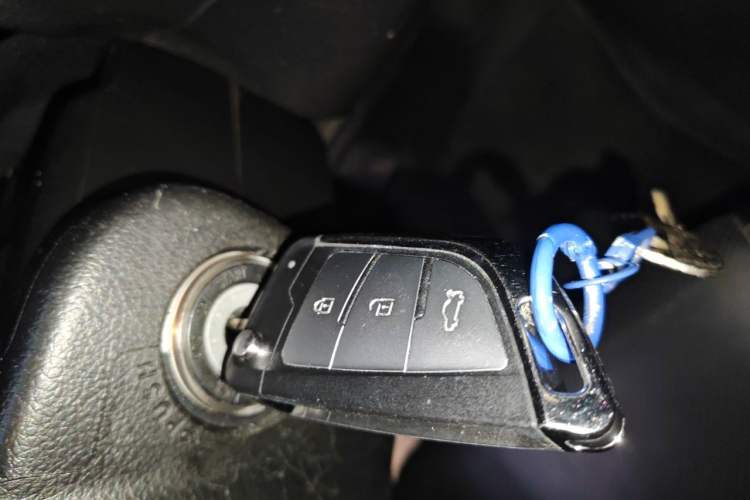 Used Subaru Forester 2013 2.5i Automatic Luxury Navigation Edition Vehicle Key