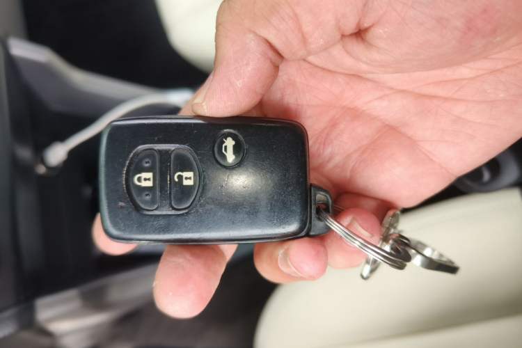 Used Subaru Forester 2013 2.0T Automatic Prestige Navigation Edition Vehicle Key