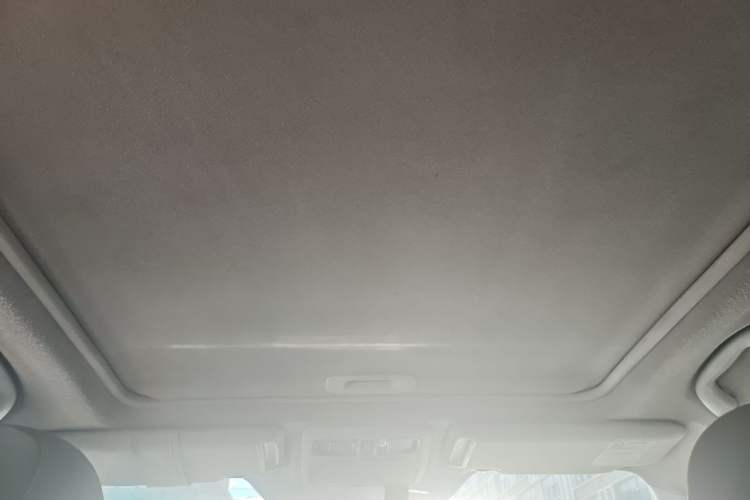 Used Subaru Forester 2013 2.5i Automatic Luxury Edition Headliner