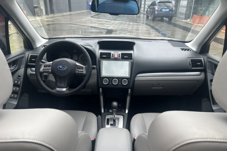Used Subaru Forester 2013 2.5i Automatic Elite Edition Interior 3