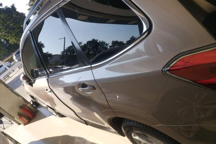 Used Subaru Forester 2013 2.5i Automatic Luxury Edition Left Side