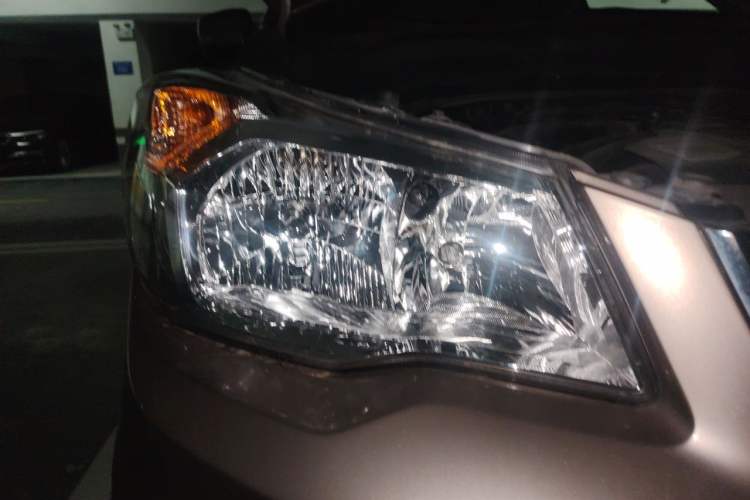 Used Subaru Forester 2013 2.5i Automatic Elite Edition Right Front Headlight