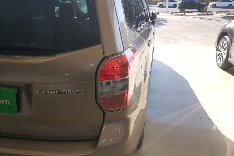 Used Subaru Forester 2013 2.5i Automatic Luxury Edition Right Rear Taillight