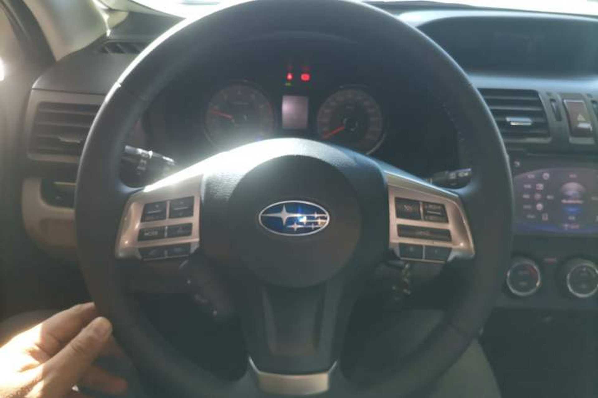 Used Subaru Forester 2013 2.5i Automatic Luxury Edition Steering Wheel