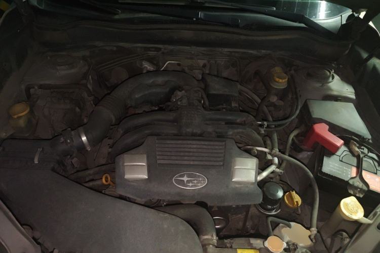 Used Subaru Forester 2013 2.5i Automatic Luxury Edition Engine Bay
