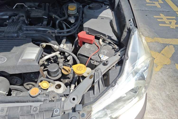 Used Subaru Forester 2013 2.5i Automatic Luxury Edition Engine Bay Left