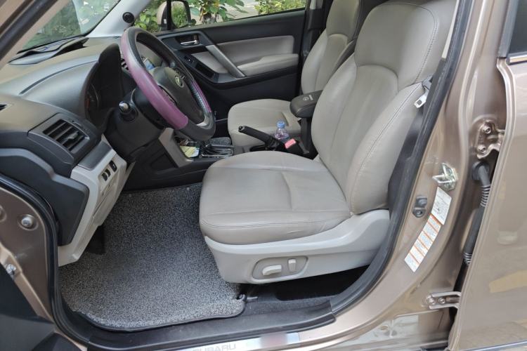 Used Subaru Forester 2013 2.5i Automatic Luxury Edition Left Front Seat