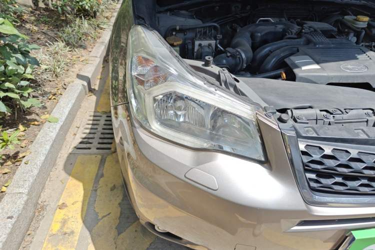 Used Subaru Forester 2013 2.5i Automatic Luxury Edition Right Front Headlight
