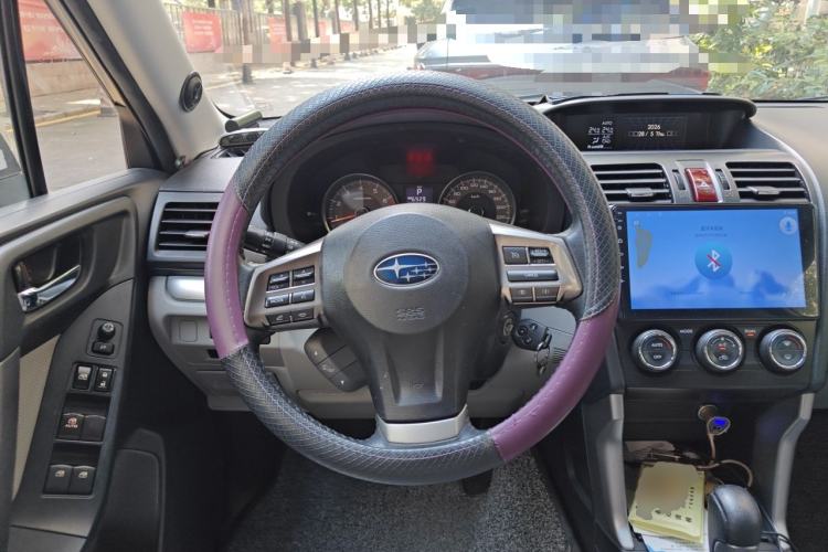 Used Subaru Forester 2013 2.5i Automatic Luxury Edition Steering Wheel