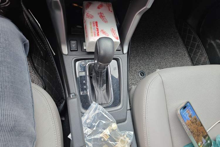 Used Subaru Forester 2013 2.5i Automatic Prestige Navigation Edition Gear Lever