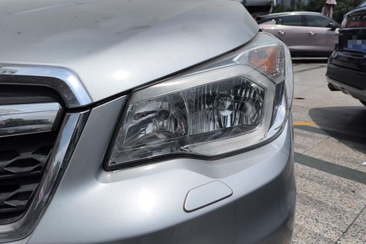 Used Subaru Forester 2013 2.5i Automatic Luxury Edition Left Front Headlight
