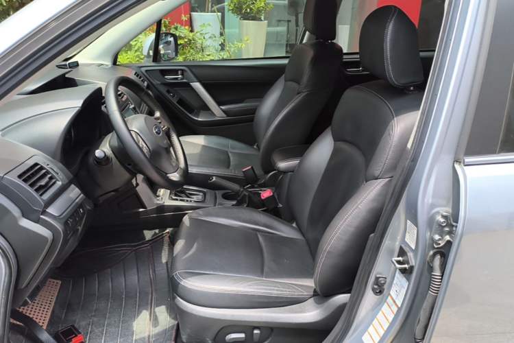Used Subaru Forester 2013 2.5i Automatic Luxury Edition Left Front Seat