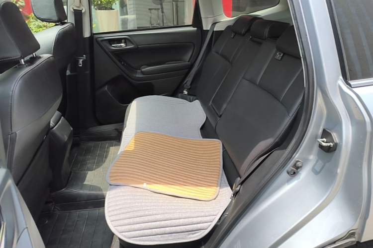 Used Subaru Forester 2013 2.5i Automatic Luxury Edition Left Rear Seat