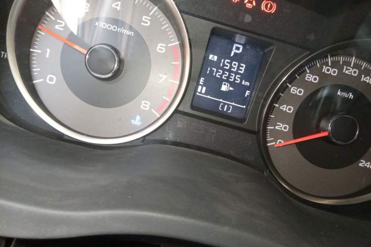 Used Subaru Forester 2013 2.5i Automatic Luxury Edition Odometer Close Up