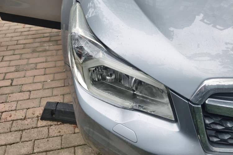 Used Subaru Forester 2013 2.5i Automatic Luxury Edition Right Front Headlight