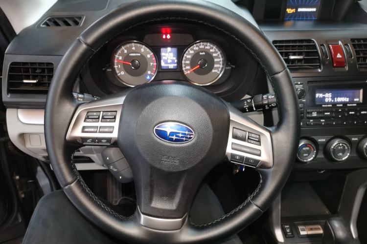 Used Subaru Forester 2013 2.5i Automatic Luxury Edition Steering Wheel