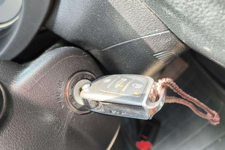 Used Subaru Forester 2013 2.5i Automatic Luxury Edition Vehicle Key