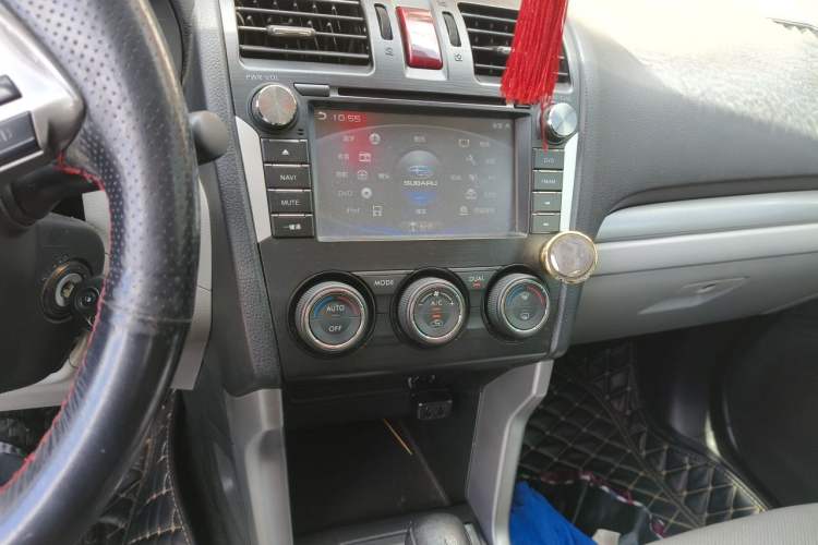 Used Subaru Forester 2013 2.5i Automatic Luxury Navigation Edition Audio And AC Panel