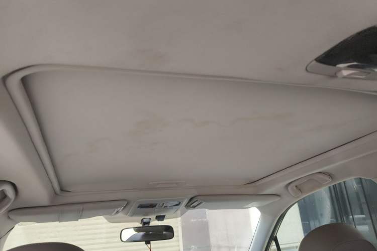 Used Subaru Forester 2013 2.5i Automatic Luxury Navigation Edition Headliner