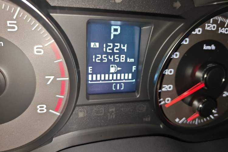 Used Subaru Forester 2013 2.5i Automatic Elite Navigation Edition Odometer Close Up