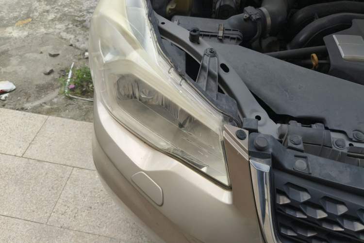 Used Subaru Forester 2013 2.5i Automatic Luxury Navigation Edition Right Front Headlight