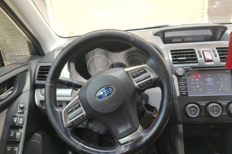 Used Subaru Forester 2013 2.5i Automatic Luxury Navigation Edition Steering Wheel