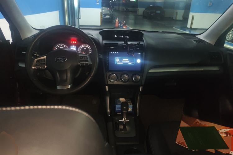 Used Subaru Forester 2013 2.5i Automatic Elite Navigation Edition Center Console