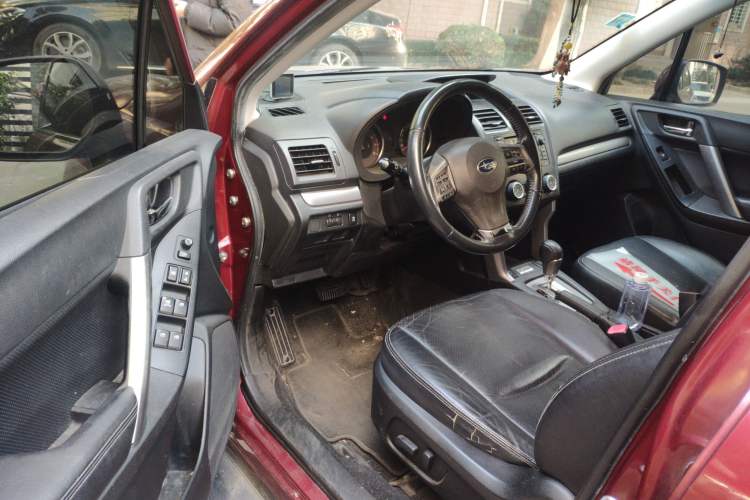 Used Subaru Forester 2013 2.0i Automatic Luxury Edition Driver Seat