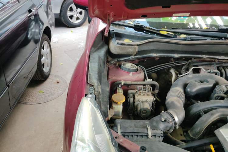 Used Subaru Forester 2013 2.5i Automatic Elite Edition Engine Bay Right