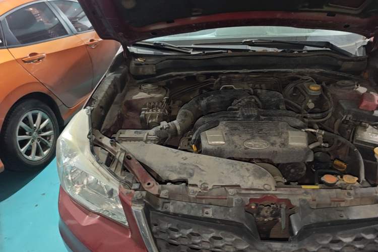 Used Subaru Forester 2013 2.0i Automatic Luxury Edition Engine Bay Right