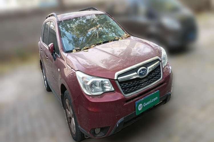 Used Subaru Forester 2013 2.0i Automatic Luxury Edition Front Right 45 Deg