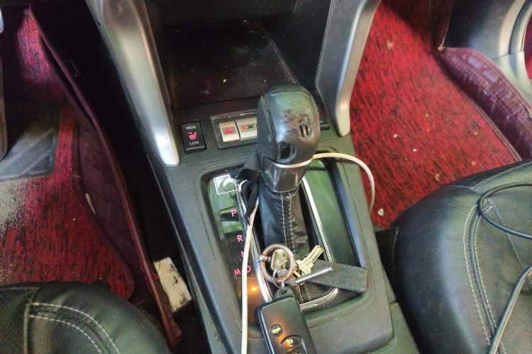 Used Subaru Forester 2013 2.5i Automatic Prestige Edition Gear Lever