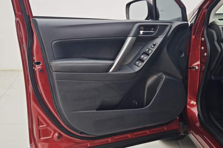 Used Subaru Forester 2013 2.5i Automatic Prestige Edition Interior 11
