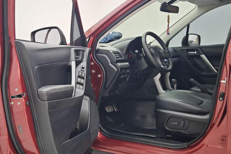 Used Subaru Forester 2013 2.5i Automatic Prestige Edition Interior 12