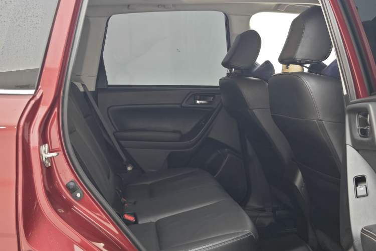 Used Subaru Forester 2013 2.5i Automatic Prestige Edition Interior 5