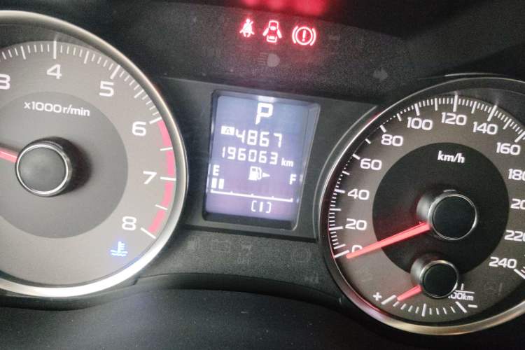 Used Subaru Forester 2013 2.5i Automatic Elite Edition Odometer Close Up