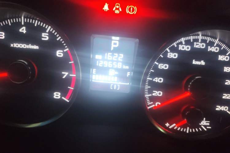 Used Subaru Forester 2013 2.5i Automatic Elite Navigation Edition Odometer Close Up